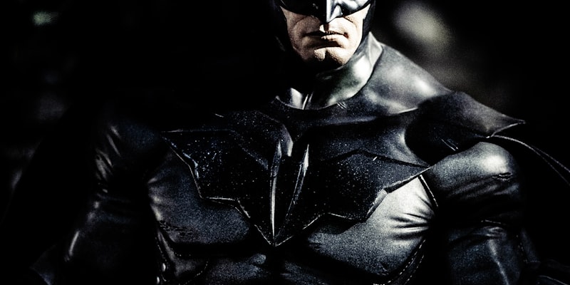 动漫《咒术回战》第二季海报，战斗场面激烈